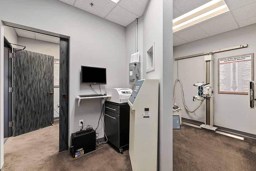 Chiropractor Exam Room and Equipment